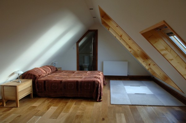 Loft conversion bedroom